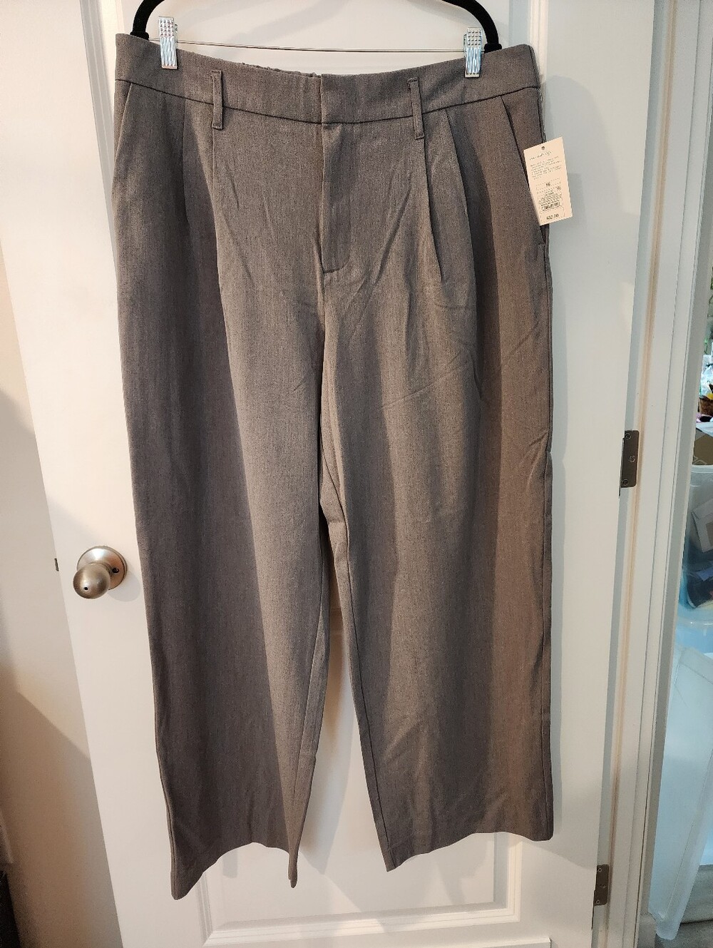 NWT! Gray Women's Pleated Dress Trousers Size 16 By A New Day.